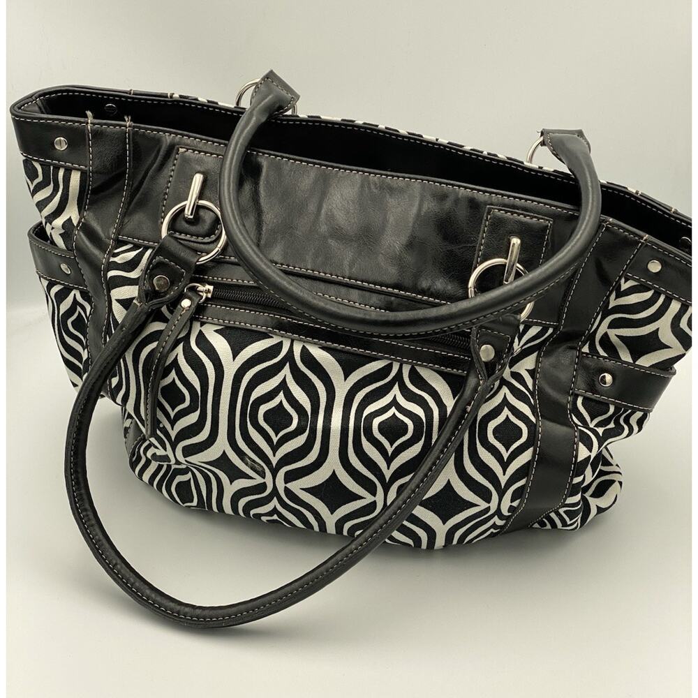 emilie m. Geometric Black White Pattern Shoulder Bag Zip Stitching